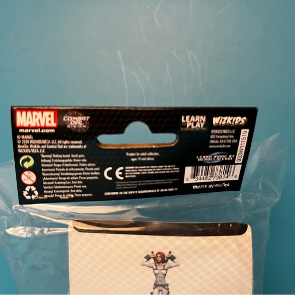 ⭐️ Marvel Black Widow FCBD Wizkids’ HeroClix - Picture 3 of 5